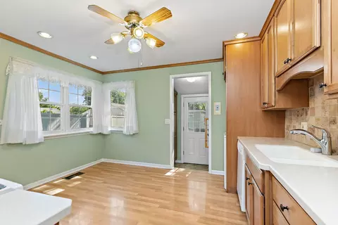 3304 Bobolink Ln, Rolling Meadows, IL 60008 photo 7