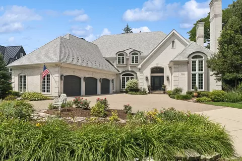 724 S Garfield St, Hinsdale, IL 60521