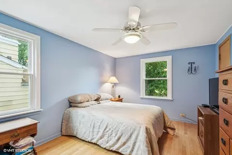 Bedroom - 1052 Alfini Dr, Des Plaines, IL 60016 photo 1 of 1