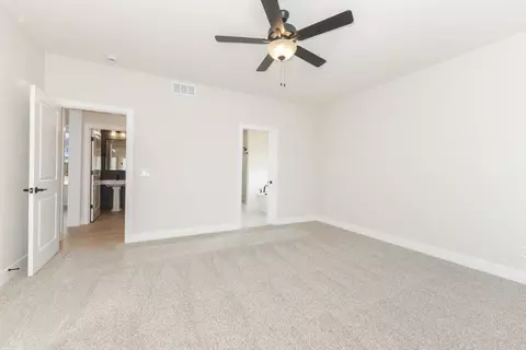 1009 Mount Carmel Rd, Bloomington, IL 61705 photo 19