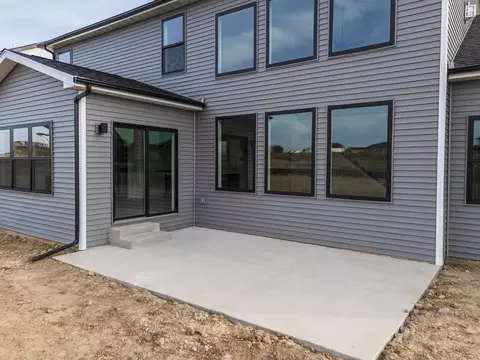 1009 Mount Carmel Rd, Bloomington, IL 61705 photo 38