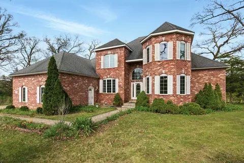 Exterior - 3664 E 2619 Rd, Sheridan, IL 60551 photo 6 of 8