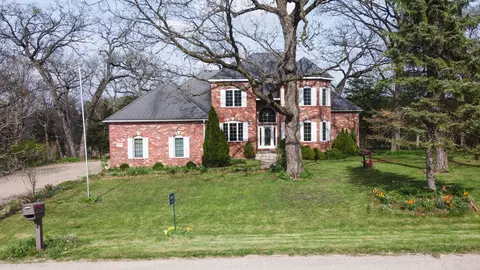 3664 E 2619 Rd, Sheridan, IL 60551