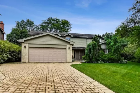 1194 Oxford Ct, Highland Park, IL 60035