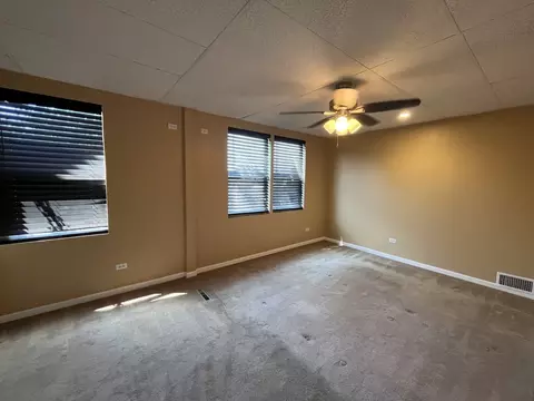 2948 E 95th St, Chicago, IL 60617 photo 10