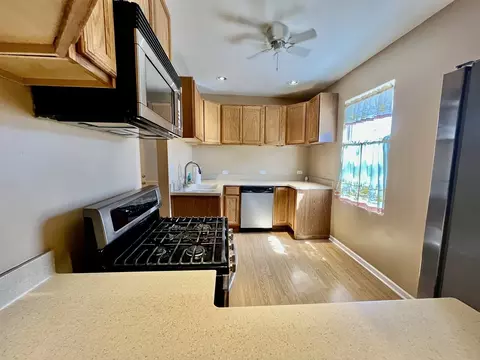 2948 E 95th St, Chicago, IL 60617 photo 6