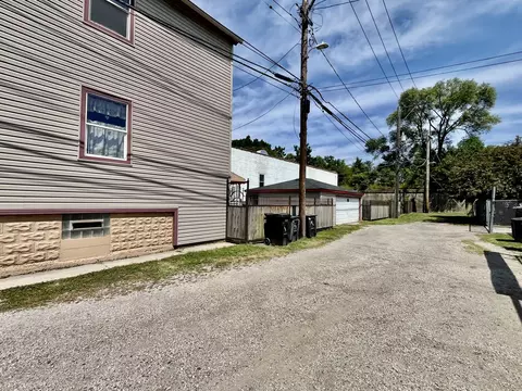 2948 E 95th St, Chicago, IL 60617 photo 3