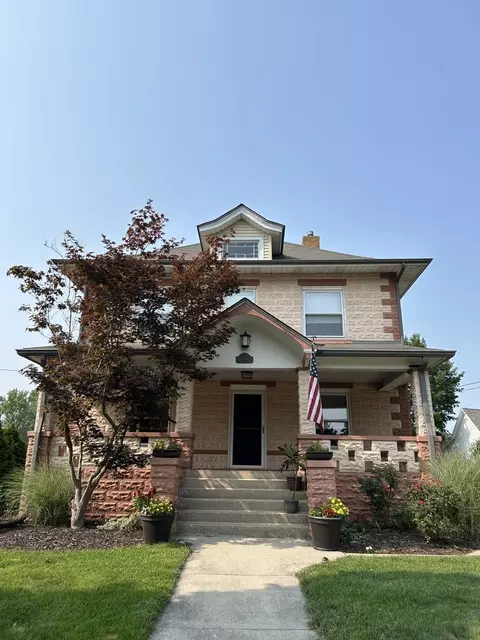 11614 2nd St, Huntley, IL 60142