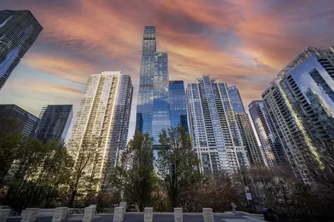 363 E Wacker Dr #6501, Chicago, IL 60601