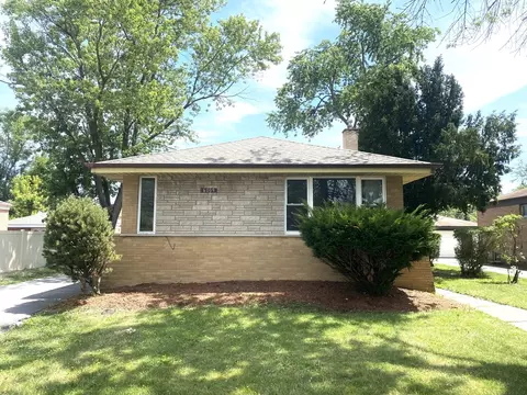 16009 Debbie Ln, South Holland, IL 60473