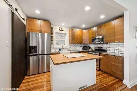 Kitchen - 3067 N Gresham Ave, Chicago, IL 60618 photo 1 of 1