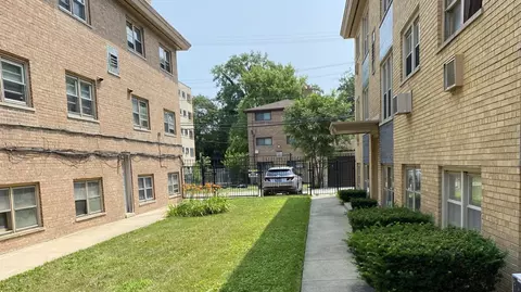 9215 S Cottage Grove Ave #2W, Chicago, IL 60619