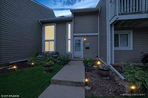 1117 Sausalito Ct #1117, Bartlett, IL 60103