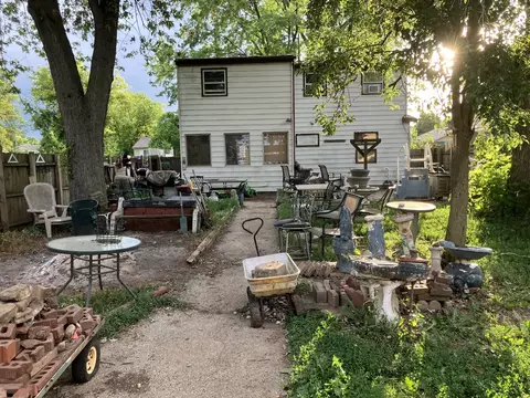 1403 Barberry Ln, Round Lake Beach, IL 60073