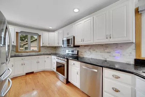 15130 S James St, Plainfield, IL 60544 photo 10