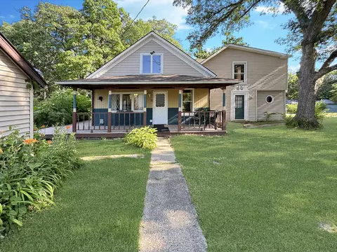 725 Opal St, Marseilles, IL 61341