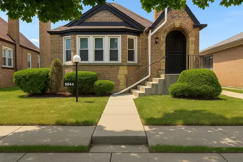 9844 S Forest Ave, Chicago, IL 60628