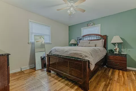 Bedroom - 374 Heine Ave, Elgin, IL 60123 photo 1 of 3