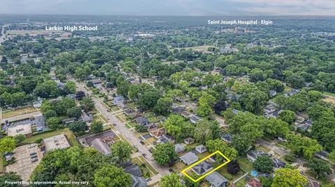 View/Area - 374 Heine Ave, Elgin, IL 60123 photo 3 of 4