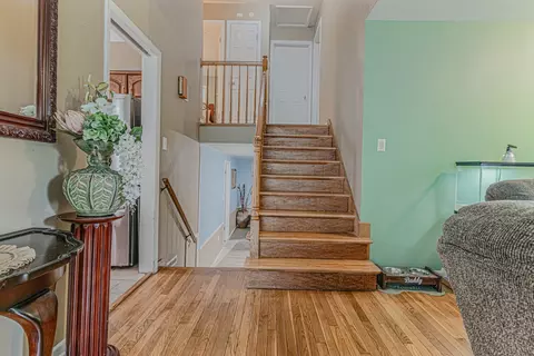 Entry Way - 374 Heine Ave, Elgin, IL 60123 photo 1 of 3