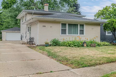 374 Heine Ave, Elgin, IL 60123