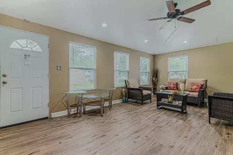 Other - 374 Heine Ave, Elgin, IL 60123 photo 3 of 8