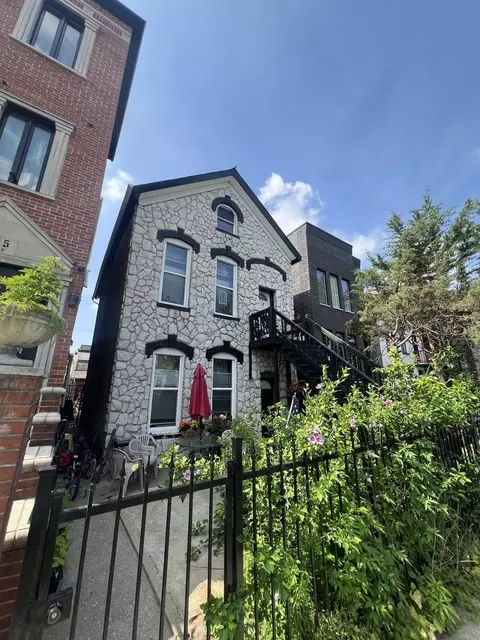 2127 W Huron St, Chicago, IL 60612