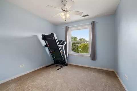 Bedroom - 2706 Steamboat Cir, Plainfield, IL 60586 photo 2 of 3