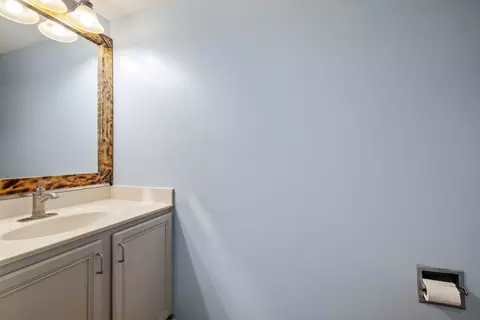 Bath - 2706 Steamboat Cir, Plainfield, IL 60586 photo 1 of 3