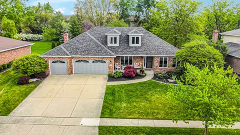 207 Hamilton Ave, Frankfort, IL 60423