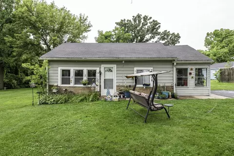 12716 W Grandview Ave, Waukegan, IL 60085