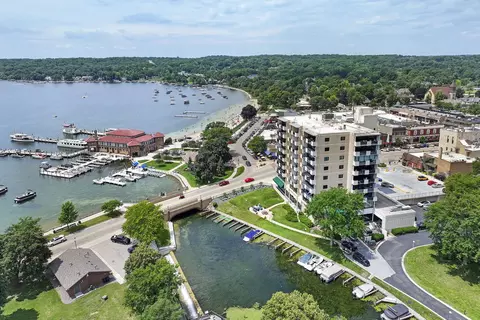 101 Broad St #503, Lake Geneva, WI 53147