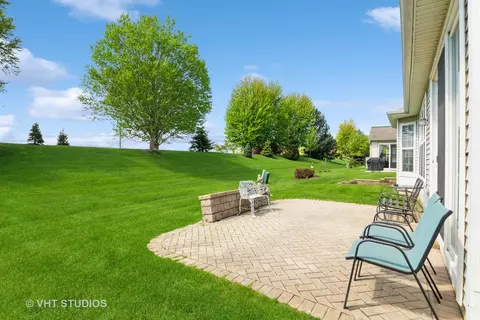 Exterior - 2835 Cascade Falls Cir, Elgin, IL 60124 photo 9 of 9