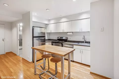 40 E 9th St #903, Chicago, IL 60605 photo 2