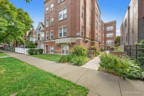 4321 N Drake Ave #3W, Chicago, IL 60618
