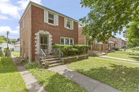 3713 S 57th Ct, Cicero, IL 60804