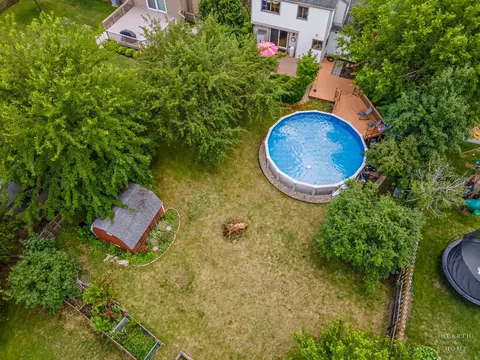 View/Area - 724 Cimarron Dr, Cary, IL 60013 photo 5 of 5