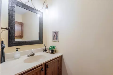 Bath - 141 Manor Cir, Bloomington, IL 61704 photo 1 of 3