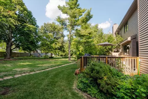 Exterior - 141 Manor Cir, Bloomington, IL 61704 photo 4 of 9