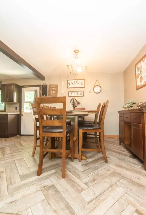 Dining - 501 Heather Ln, Dixon, IL 61021 photo 1 of 3