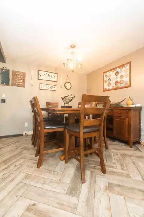 Dining - 501 Heather Ln, Dixon, IL 61021 photo 3 of 3