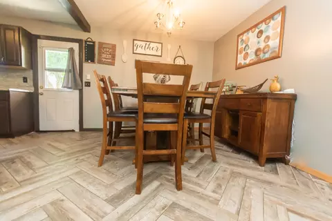 Dining - 501 Heather Ln, Dixon, IL 61021 photo 2 of 3