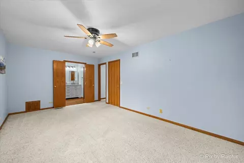 Bedroom - 893 Millcreek Cir, Elgin, IL 60123 photo 3 of 6