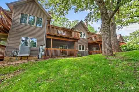 Exterior - 893 Millcreek Cir, Elgin, IL 60123 photo 6 of 7