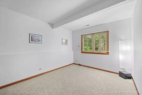 Bedroom - 893 Millcreek Cir, Elgin, IL 60123 photo 5 of 6