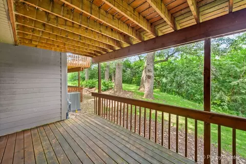 Exterior - 893 Millcreek Cir, Elgin, IL 60123 photo 5 of 7