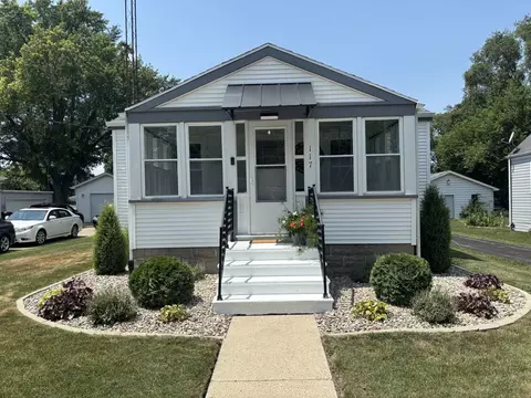 117 Church St, Manteno, IL 60950