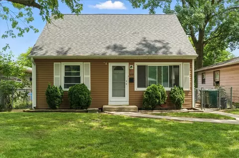 3221 Gideon Ave, Zion, IL 60099