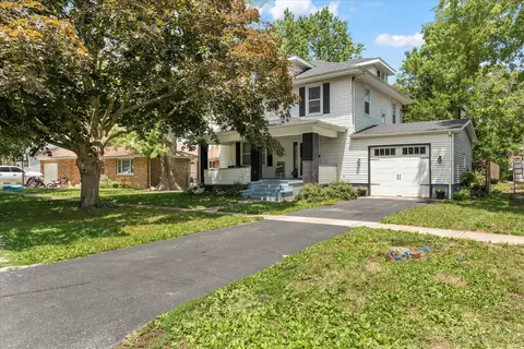 106 E Randolph St, Fisher, IL 61843