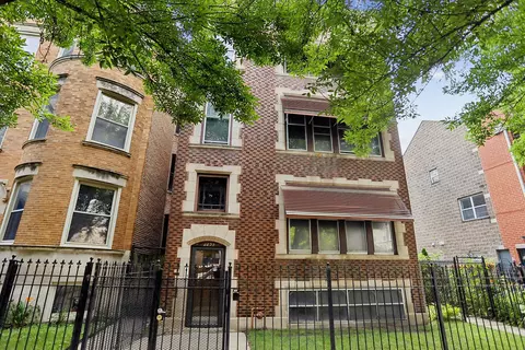 4423 S Indiana Ave, Chicago, IL 60653